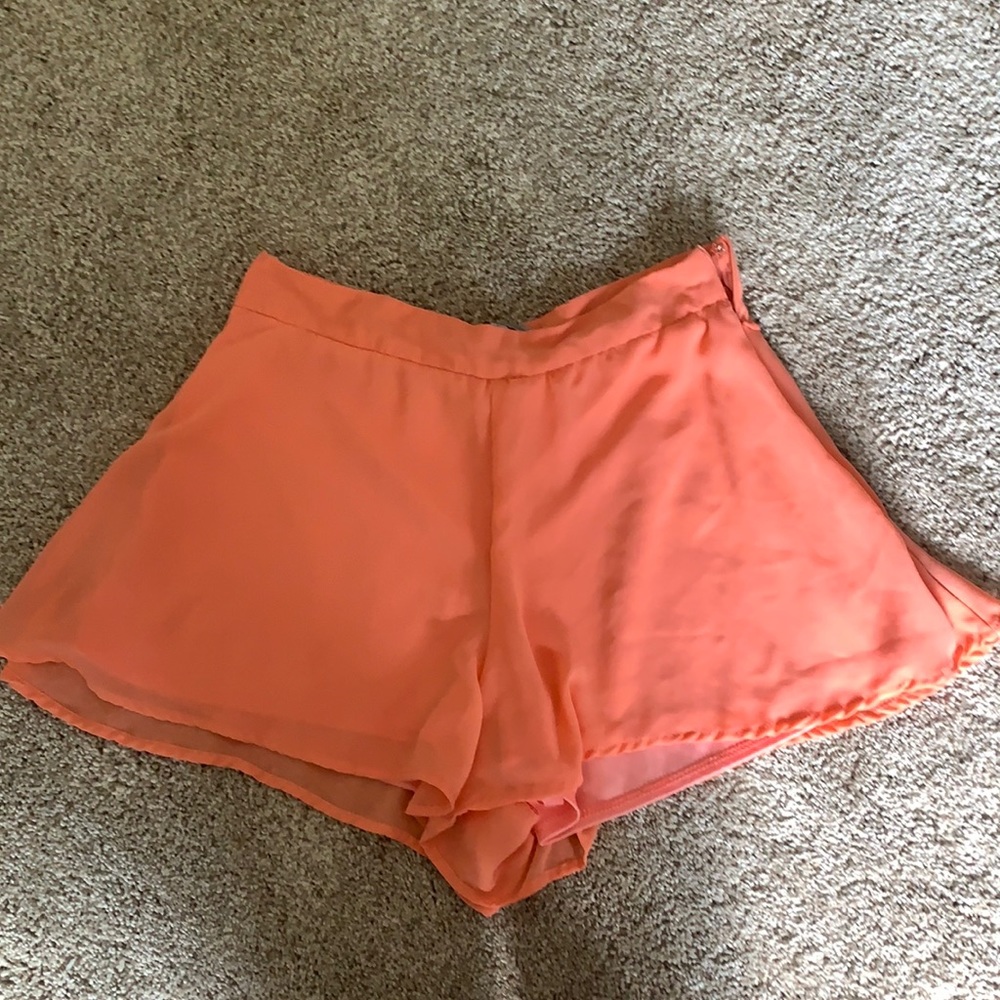 Charlotte Russe Peach Flowy Shorts. Size S.
